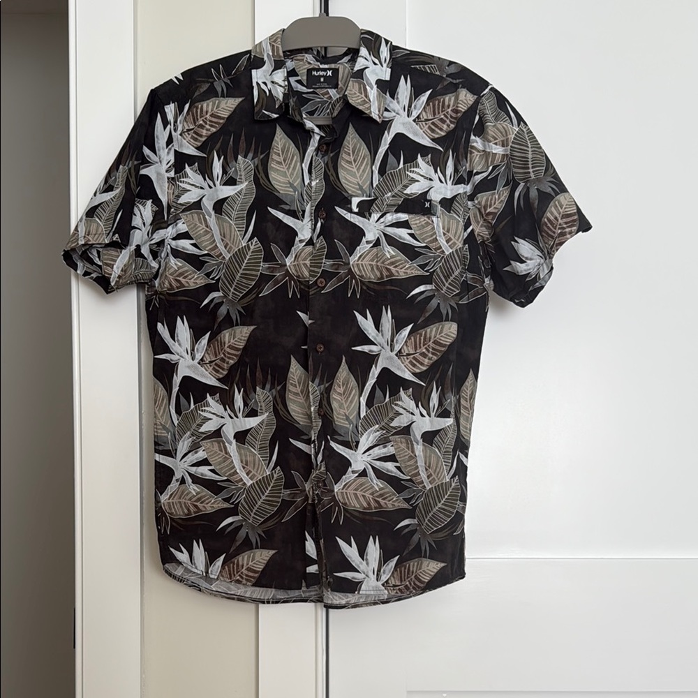 Hurley Men's Black Tropical Print Shirt Size M